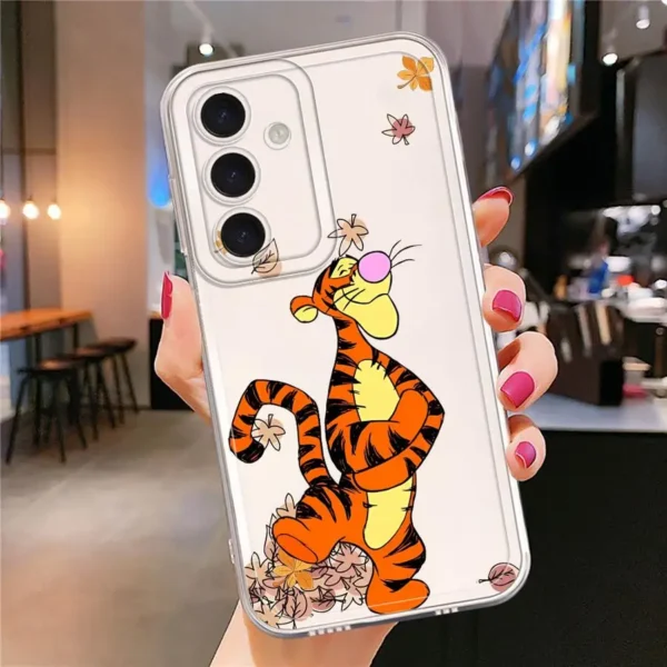 Disney Winnie The Pooh Phone Case for Samsung Galaxy - Image 4